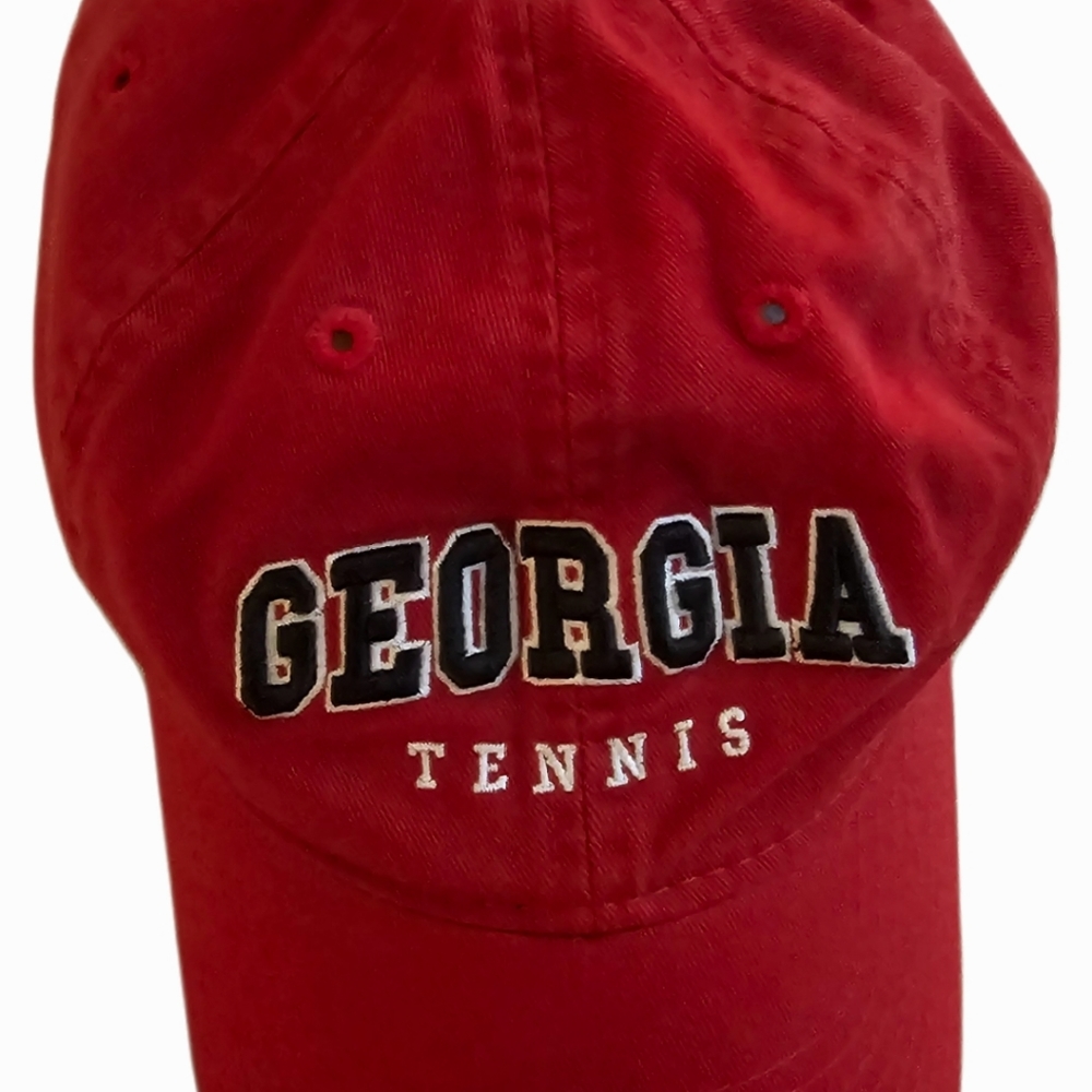 UGA DAWG HAT. sm ladies/ youth